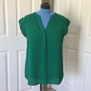 The Limited Kelly Green Sleeveless Blouse - size L